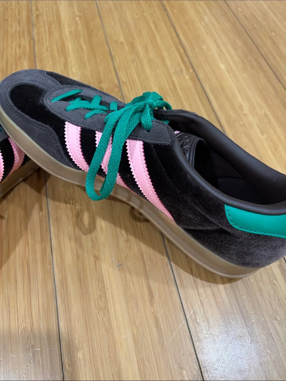 adidas Women's Black Sneakers with Pink Stripes and Green Laces